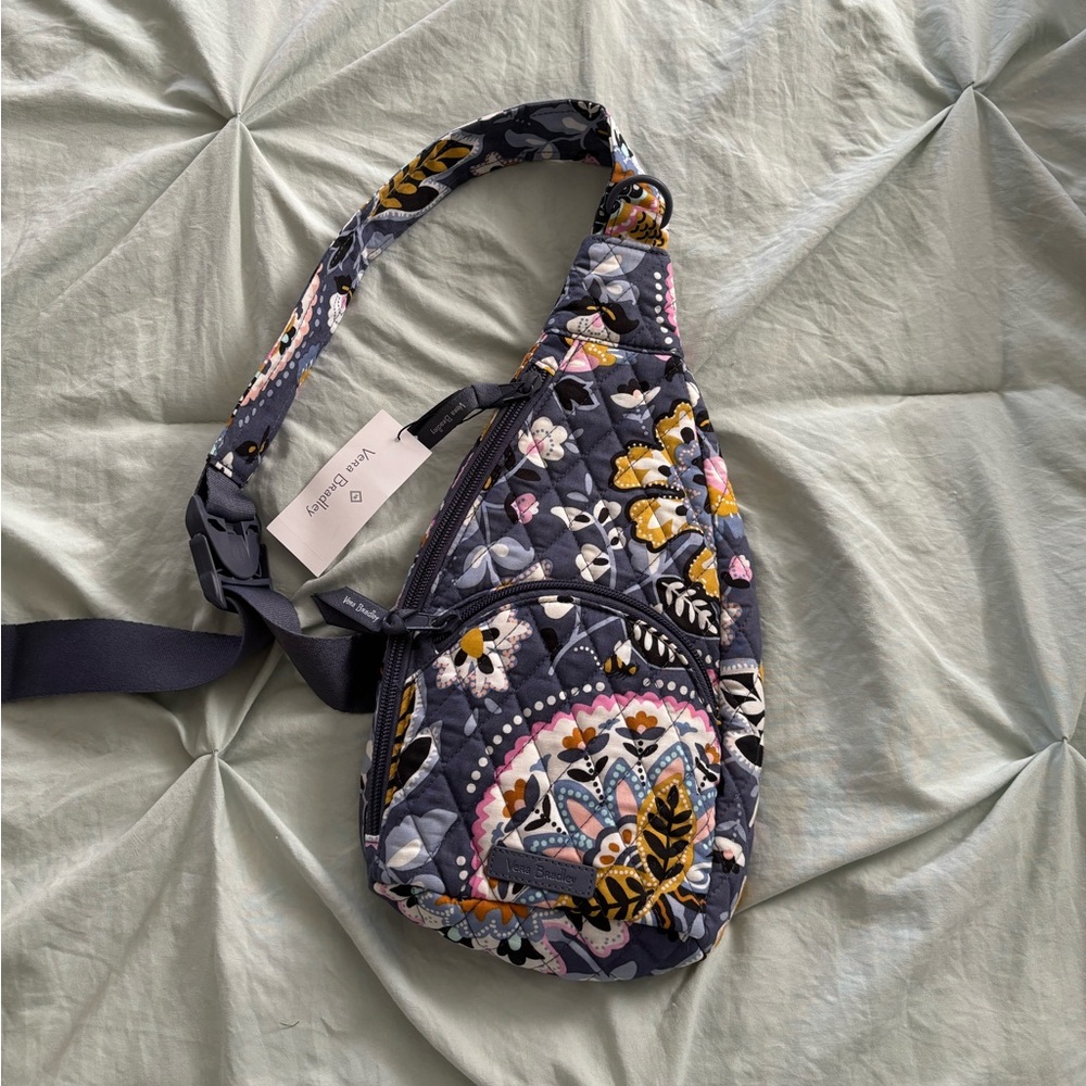 Small Vera Bradley sling bag